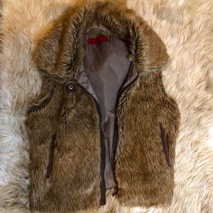 Fur vest